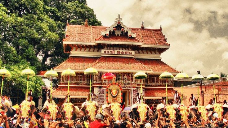 Kerala tour package from delhi