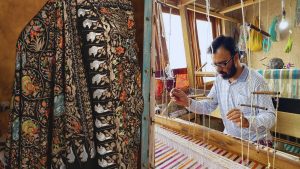 Kashmir tour package from delhi