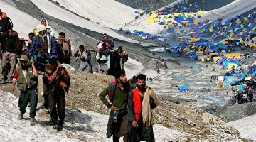 Kashmir tour package from delhi 