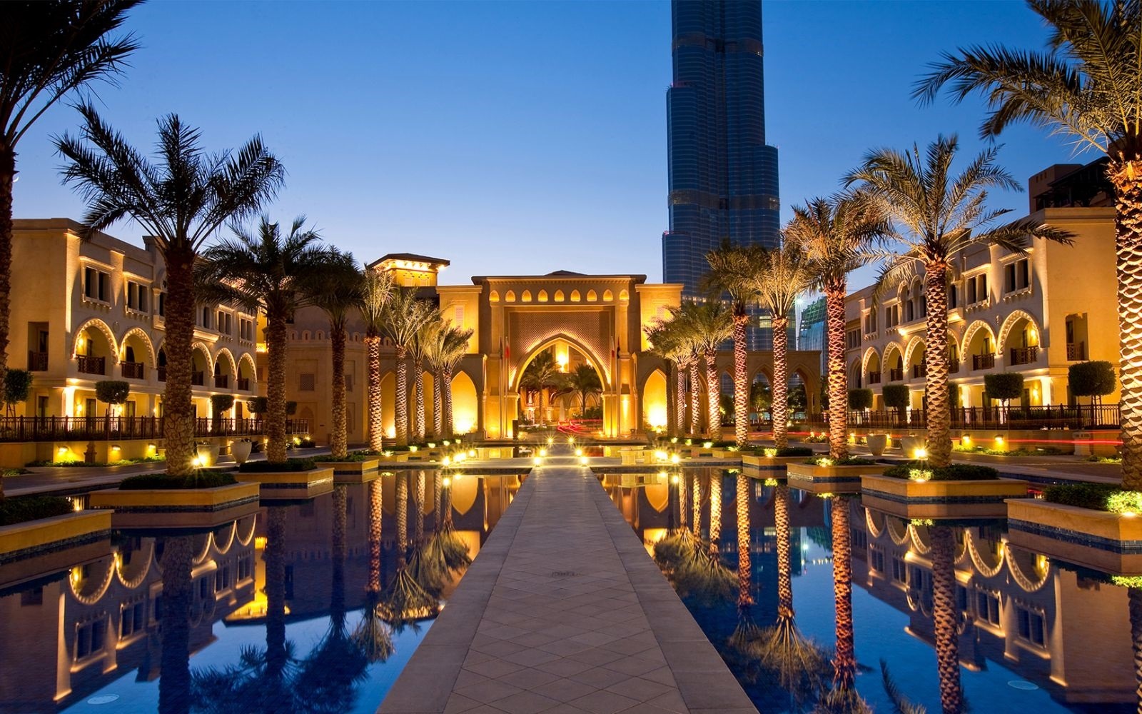 Dubai tour package from delhi 