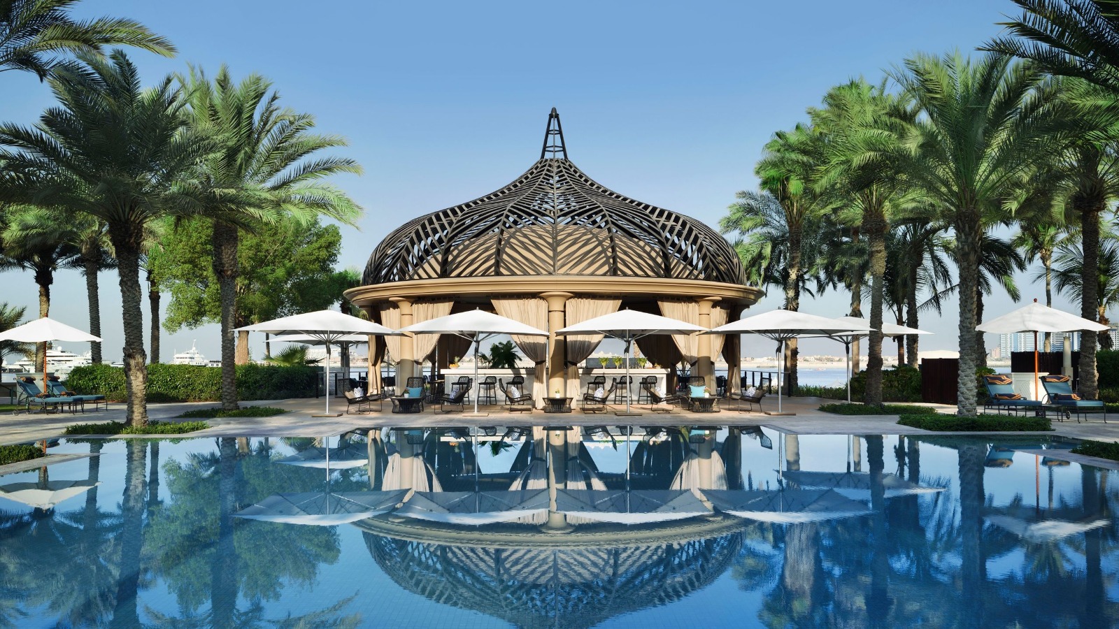 Dubai tour package from delhi 