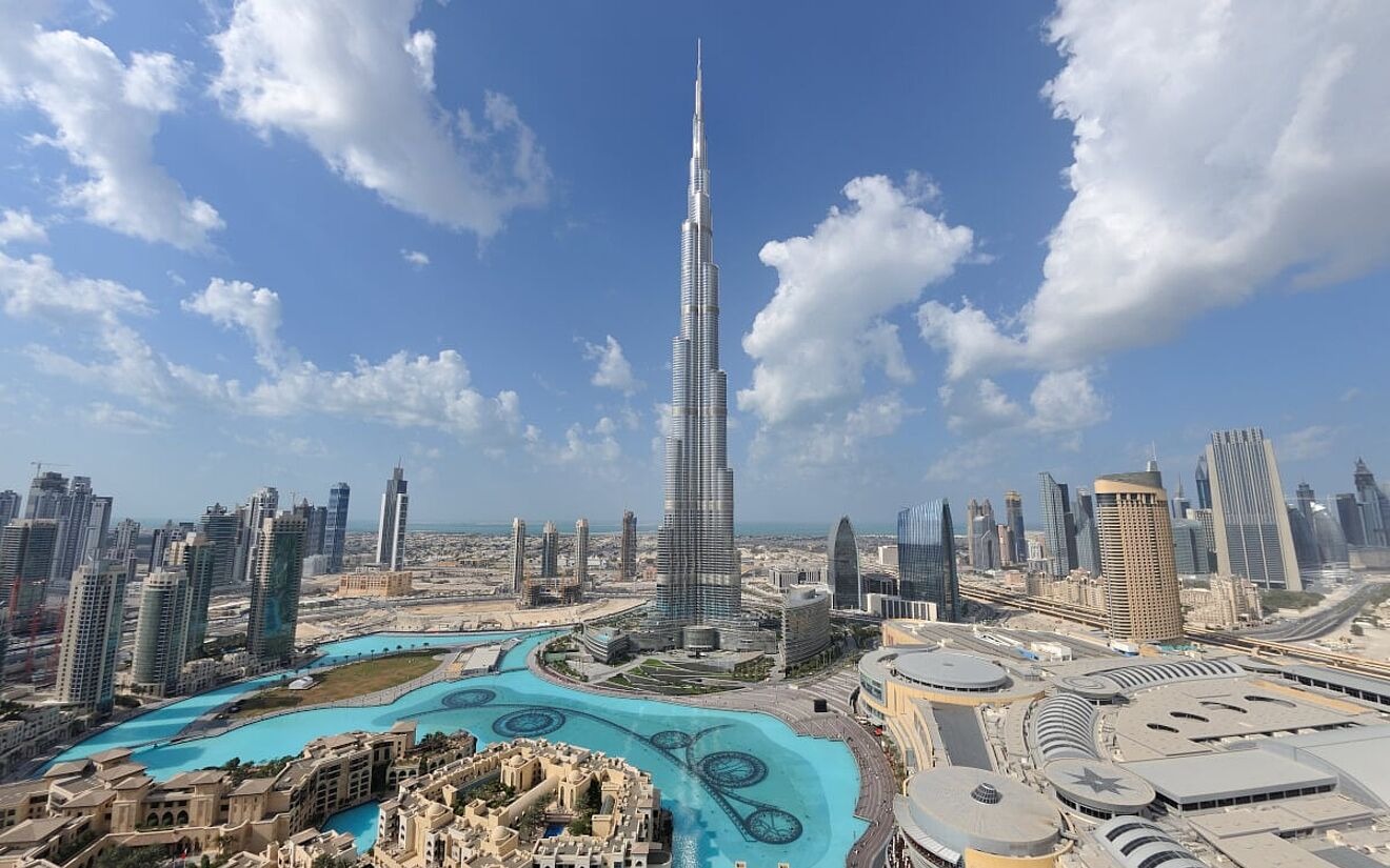 Dubai tour package from delhi 