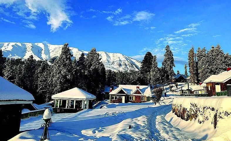 Kashmir tour package from delhi 